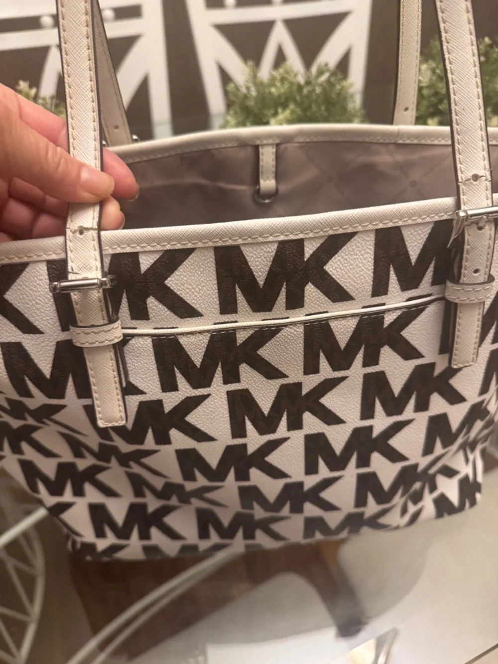 Michael Kors black and white bag
